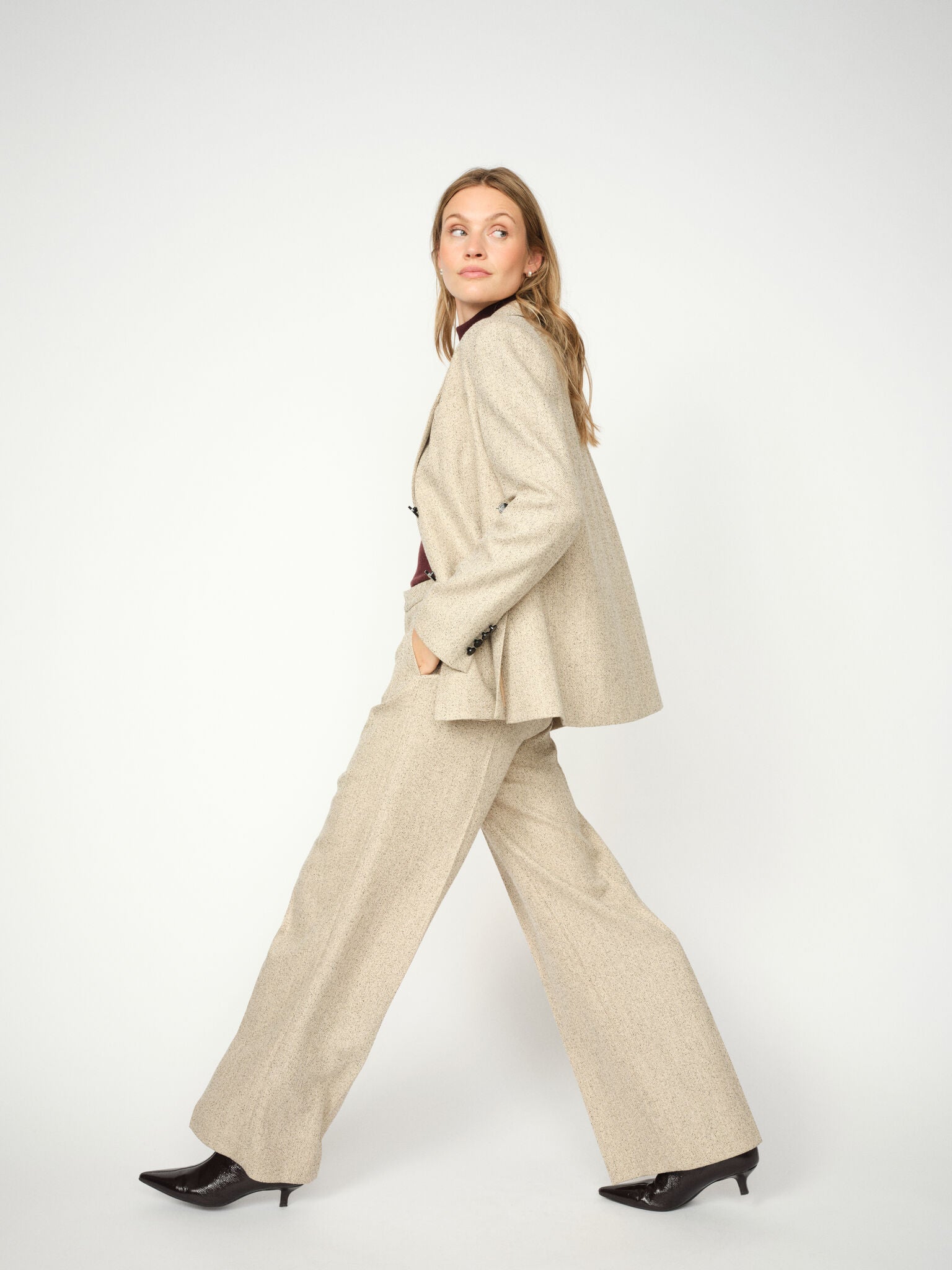 Modelshot / True Camel / Detail